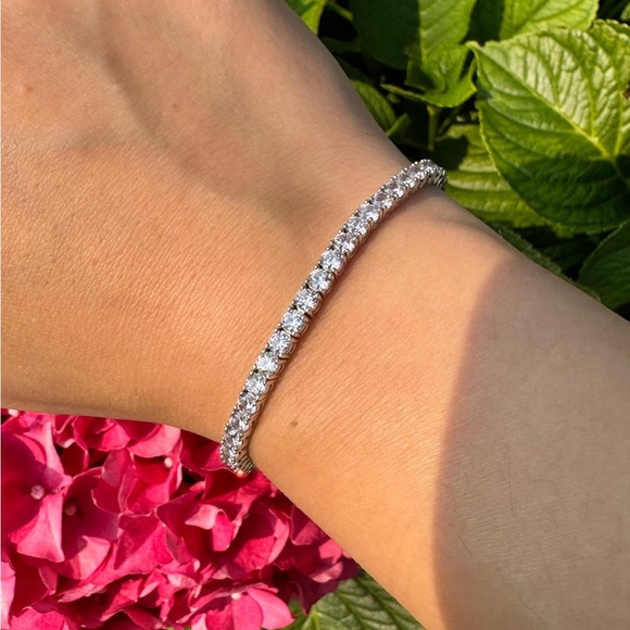 Sheer Baby Pink 3mm Tennis Bracelet size: 16.5cm BRAND NEW - Picture 1 of 4